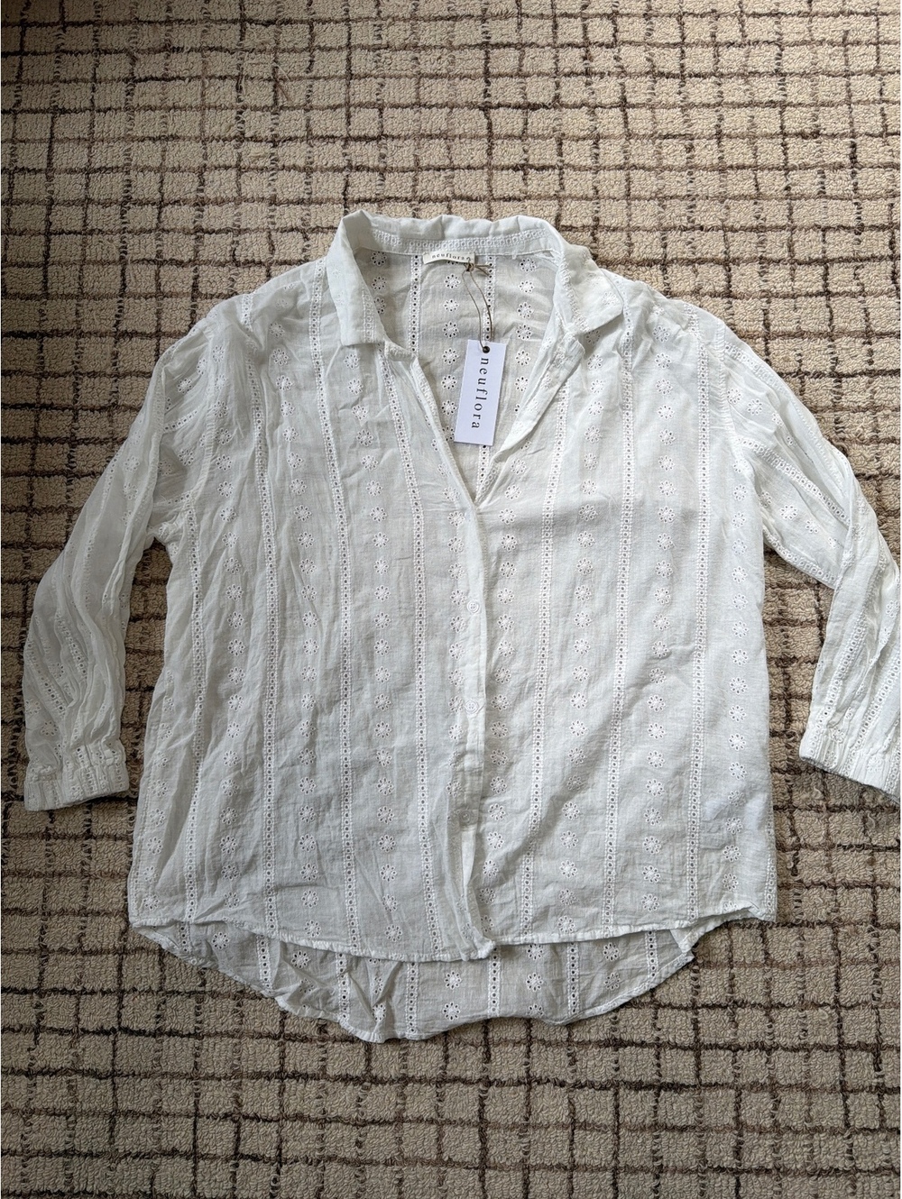 NWT Neuflora white cottagecore boho Beachy flow floral eyelet button up shirt